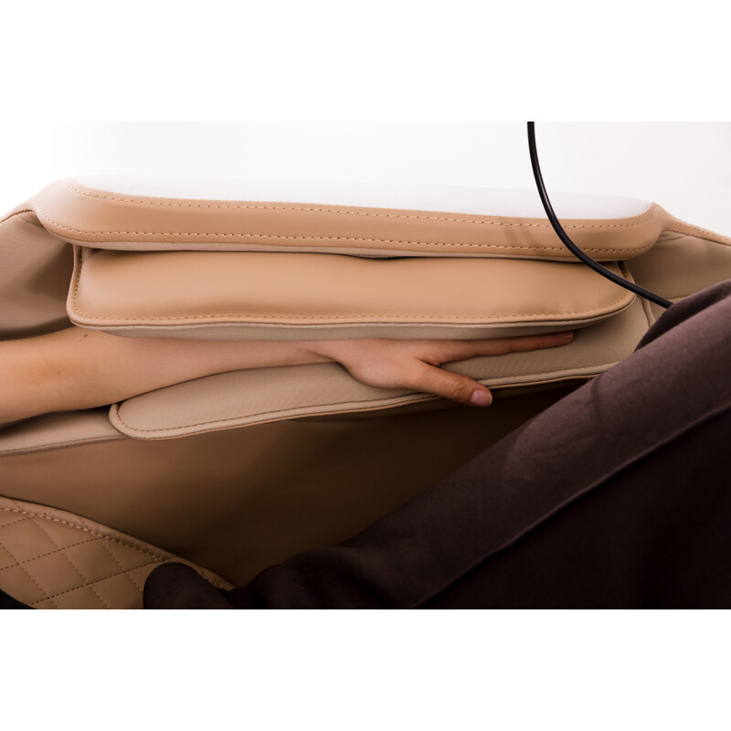 Masážne elektrické kreslo RelaxPro 3D MASSAGER - NADTRHNUTÉ ČALÚNENIE Z VNÚTORNEJ STRANY OPIERKY NÔH