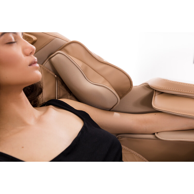 Masážne elektrické kreslo RelaxPro 3D MASSAGER - NADTRHNUTÉ ČALÚNENIE Z VNÚTORNEJ STRANY OPIERKY NÔH