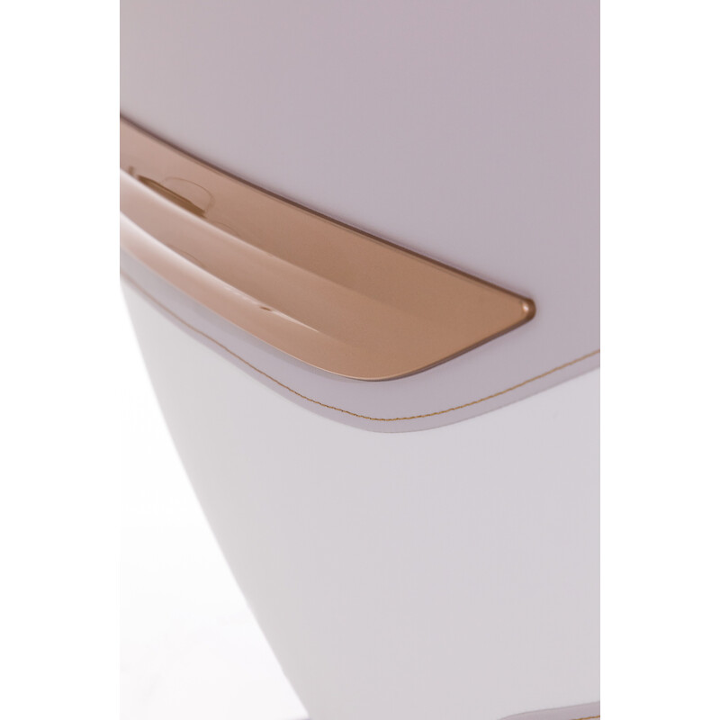 Masážne elektrické kreslo RelaxPro 3D MASSAGER - NADTRHNUTÉ ČALÚNENIE Z VNÚTORNEJ STRANY OPIERKY NÔH