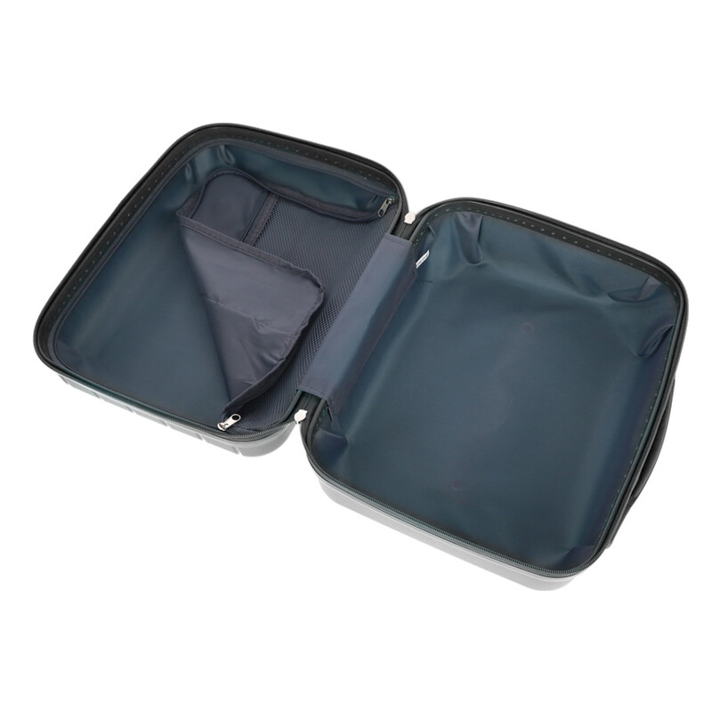 Cestovný kufor, čierny