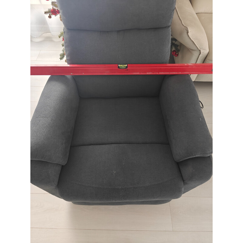 Relaxačné polohovacie kreslo COMFORT s funkciou masáže a výhrevu, antracitová látka - POŠKODENÉ, MIERNE NAKLONENÉ