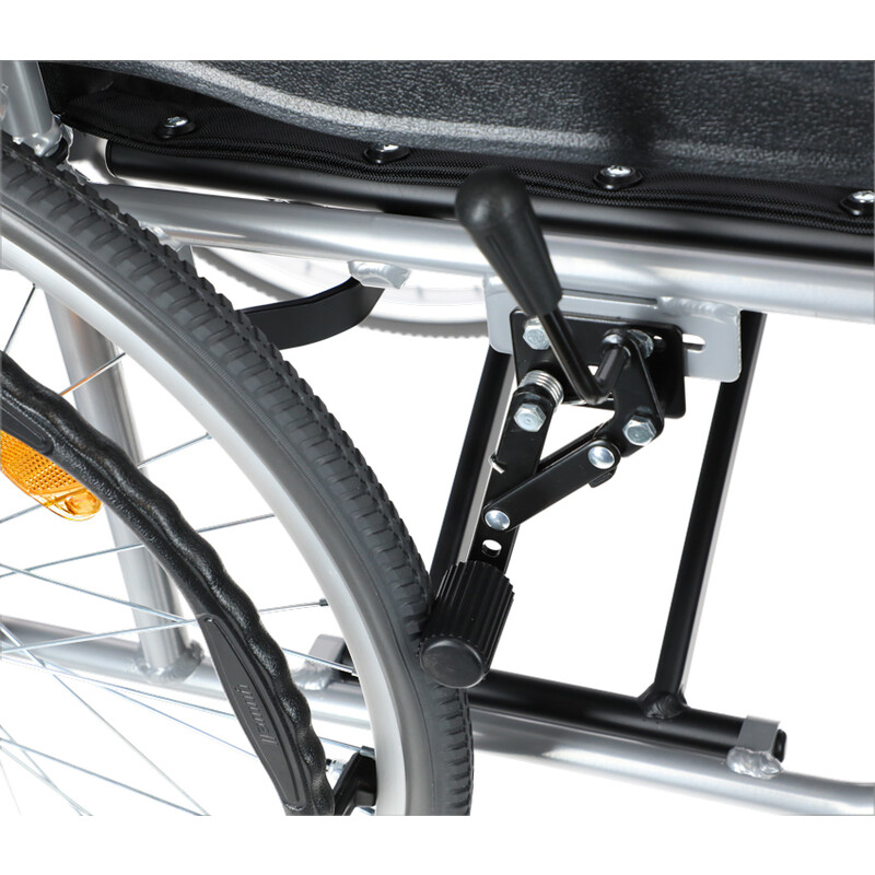 Polohovateľný invalidný vozík - VÝSTAVNÝ KUS, MIERNE ZNEČISTENÉ STÚPAČKY+OPIERKA