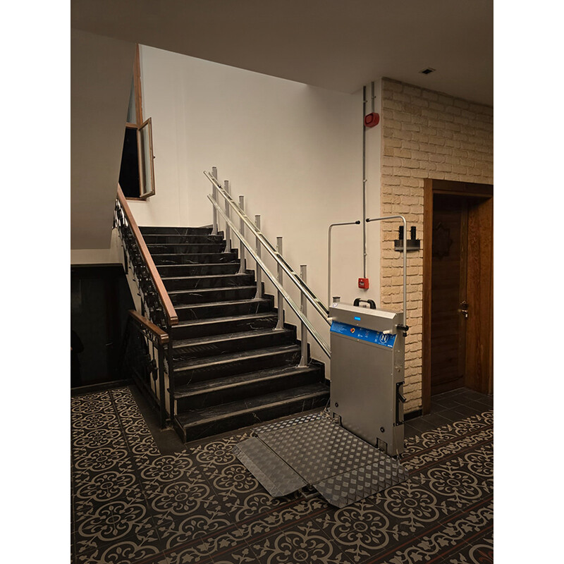 Šikmá schodisková plošina Masha