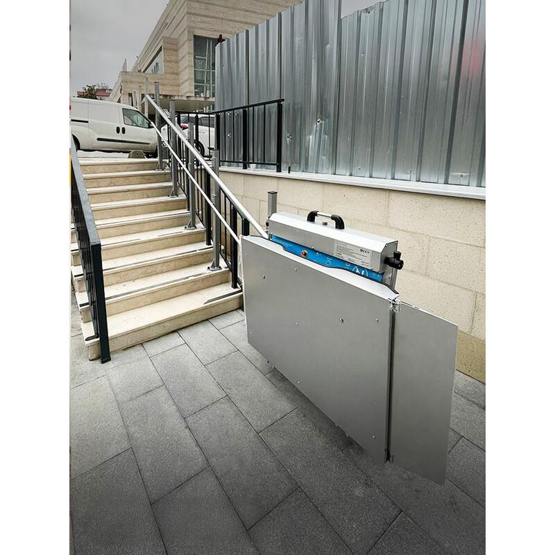 Šikmá schodisková plošina Masha