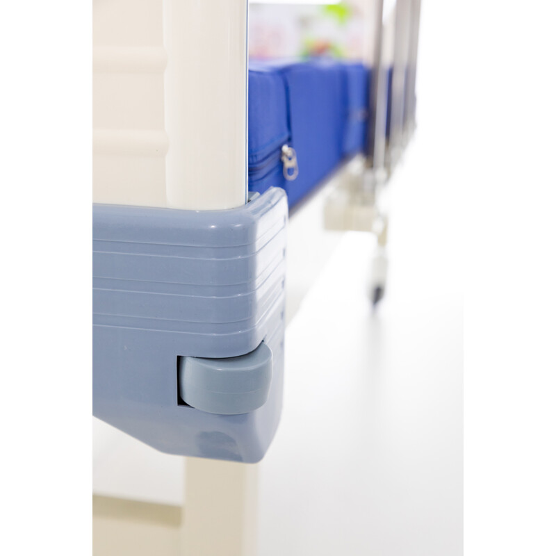 Detská mechanická polohovacia posteľ s matracom UNIZDRAV