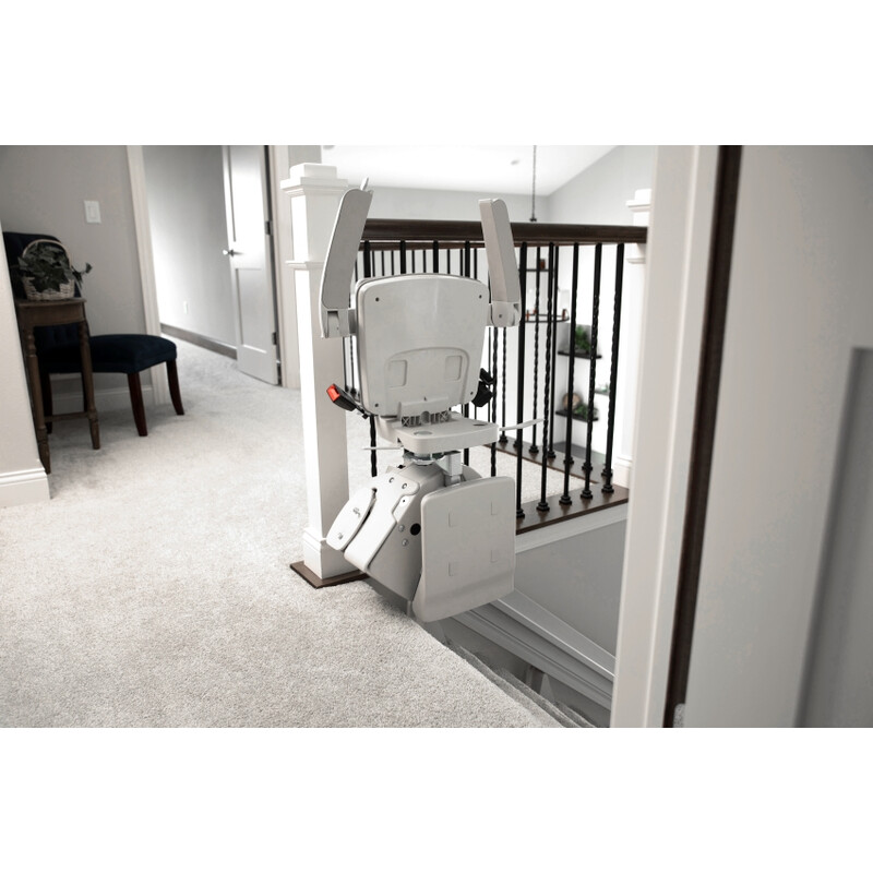 Stoličkový výťah Elan s rovnou koľajnicou