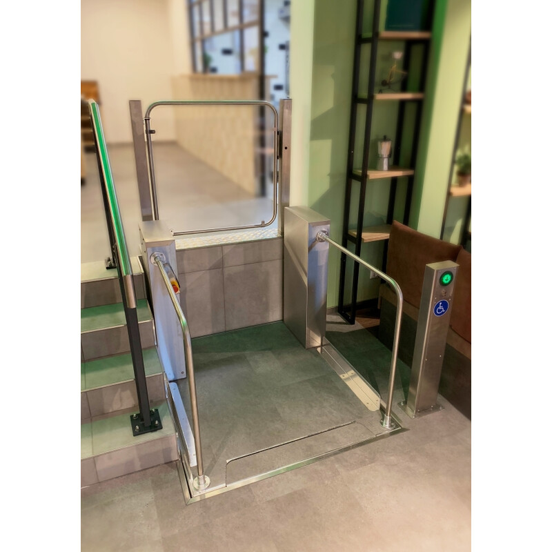 Zvislá zdvíhacia plošina MB 850