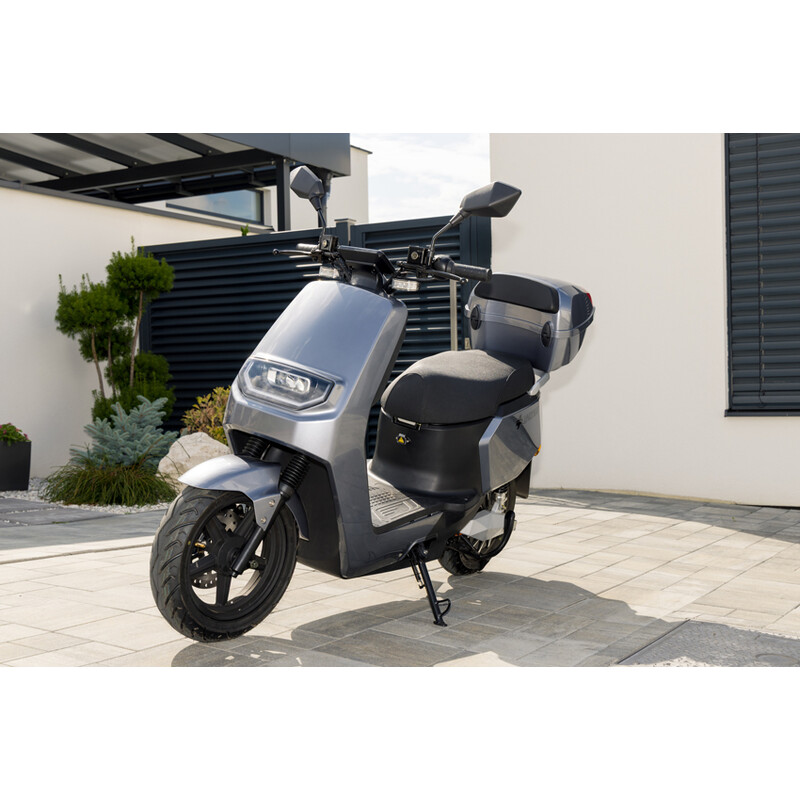 Elektrický skúter UNIZDRAV e-City s dojazdom 120 km - ŠKRABANEC NA ZADNOM BLATNÍKU