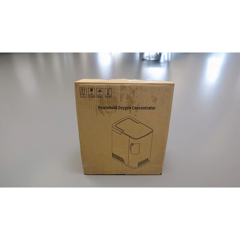 Kyslíkový koncentrátor s hlasovým výstupom UNIZDRAV, 7 l/min, imitácia dreva (Používaný kus)