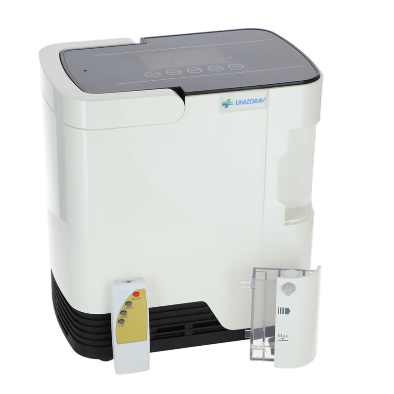 Kyslíkový koncentrátor s hlasovým výstupom UNIZDRAV, 7 l/min, biely (Používaný kus)