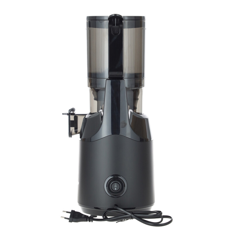 Odšťavovač ovocia a zeleniny UNIZDRAV (Používaný kus)